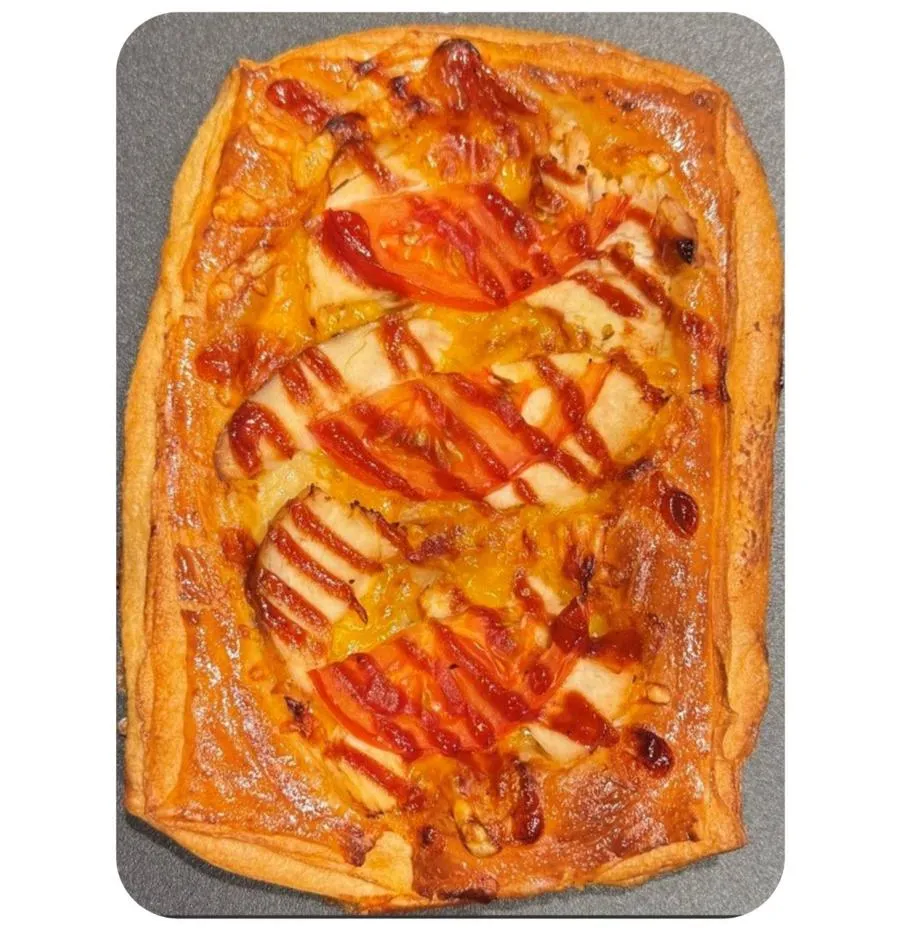 Флэт пицца с курицей и барбекю